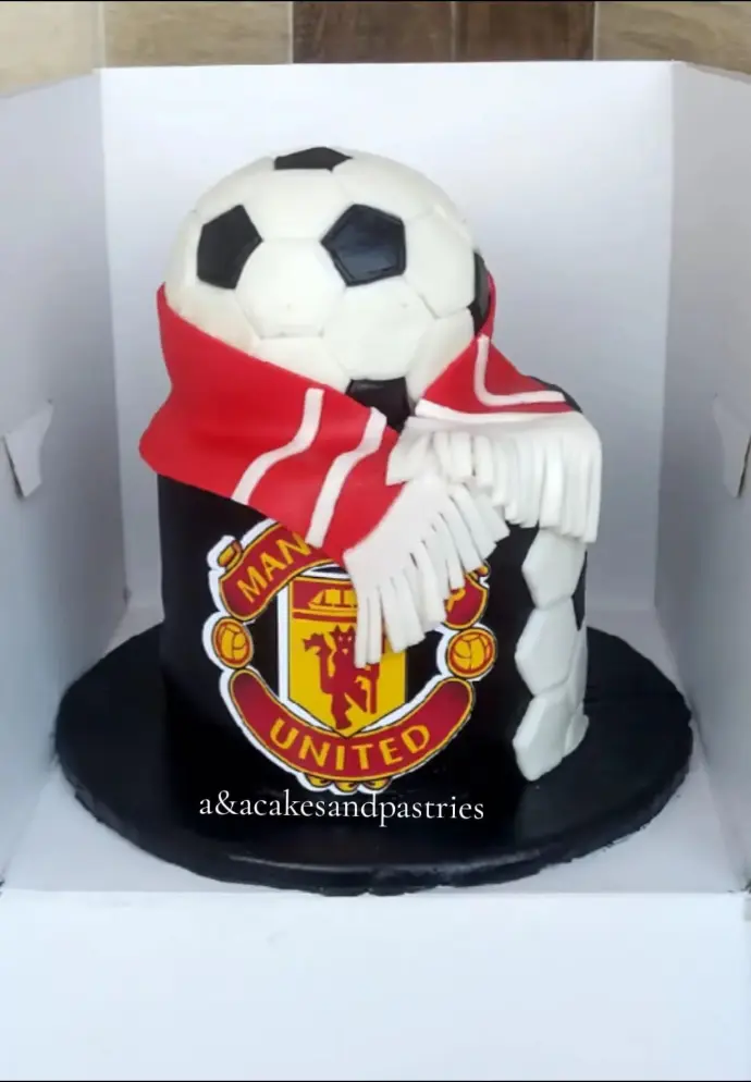 Design 068 (1.5kg) Fondant